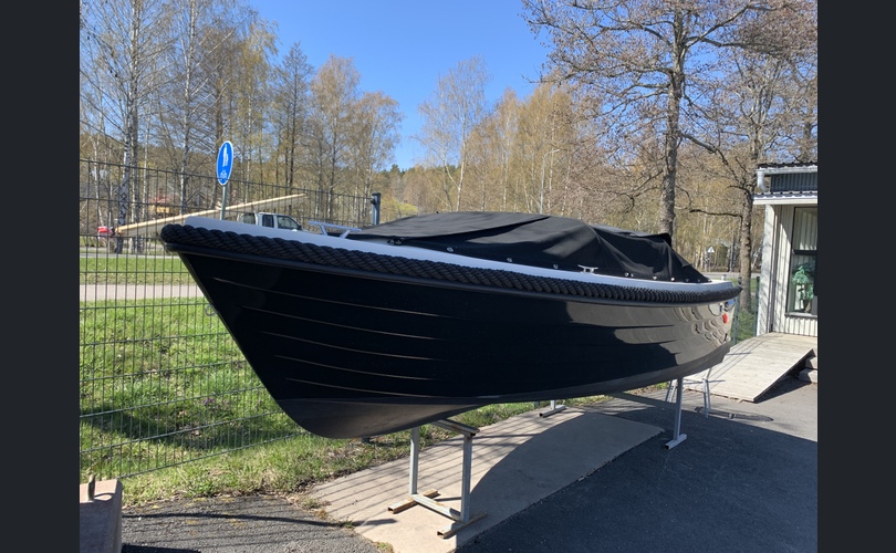 Admiral 570 Retro Moottorivene-kuva-5